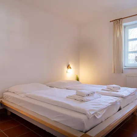 Appartamento Rugana - Klassik Mit 1 Schlafzimmer Und Terrasse A33