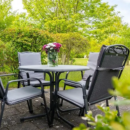 Rugana - Klassik Mit 1 Schlafzimmer Und Terrasse A33 Dranske